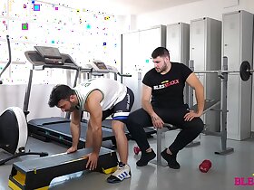My first gym day - First-rate Javi & Kike Gil
